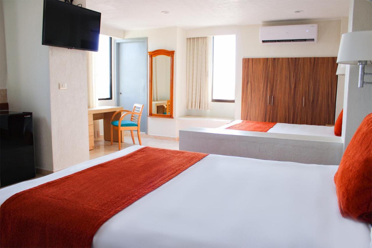 Hotel & Suites Real Del Lago Villahermosa Extérieur photo