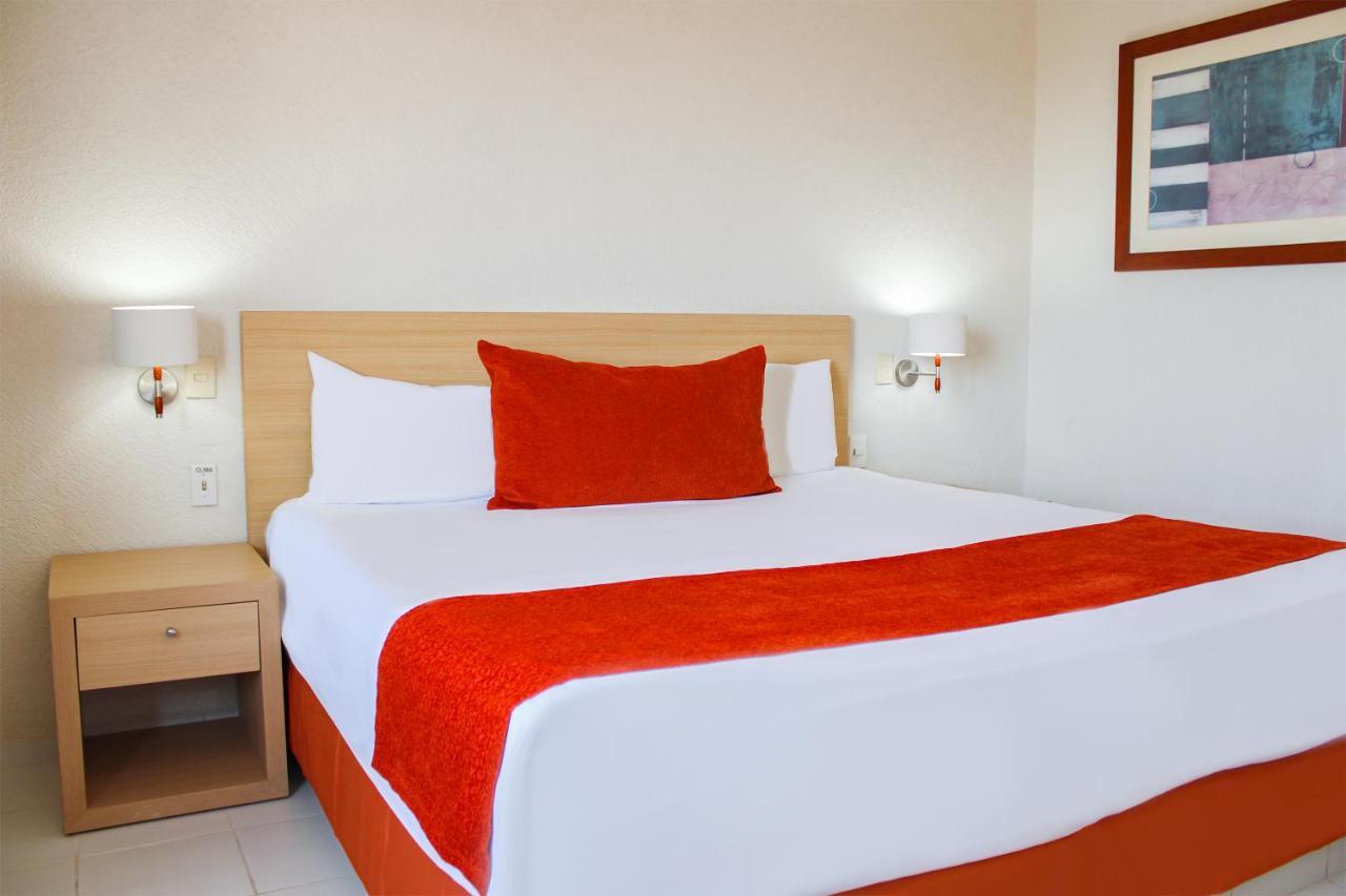 Hotel & Suites Real Del Lago Villahermosa Extérieur photo