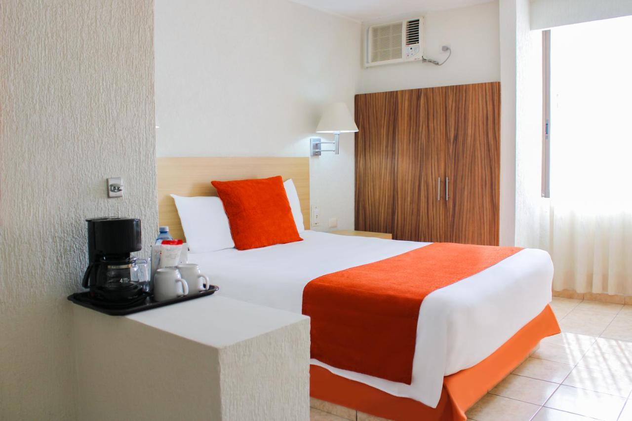 Hotel & Suites Real Del Lago Villahermosa Extérieur photo
