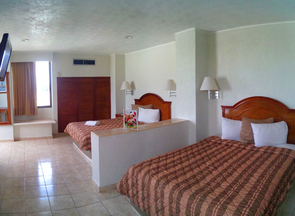 Hotel & Suites Real Del Lago Villahermosa Extérieur photo