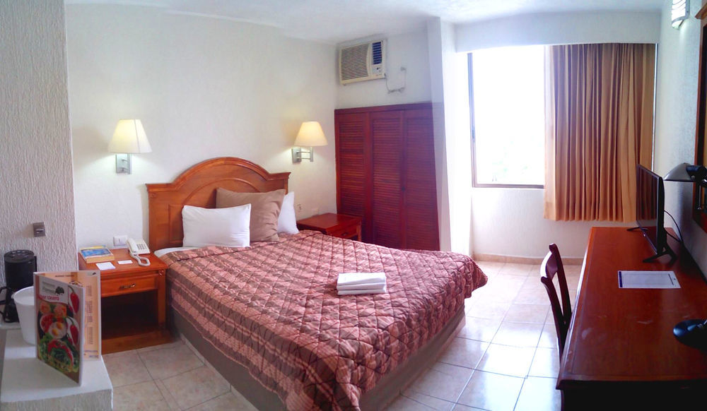 Hotel & Suites Real Del Lago Villahermosa Extérieur photo