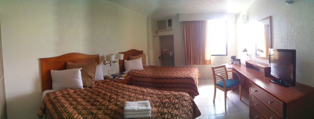 Hotel & Suites Real Del Lago Villahermosa Extérieur photo