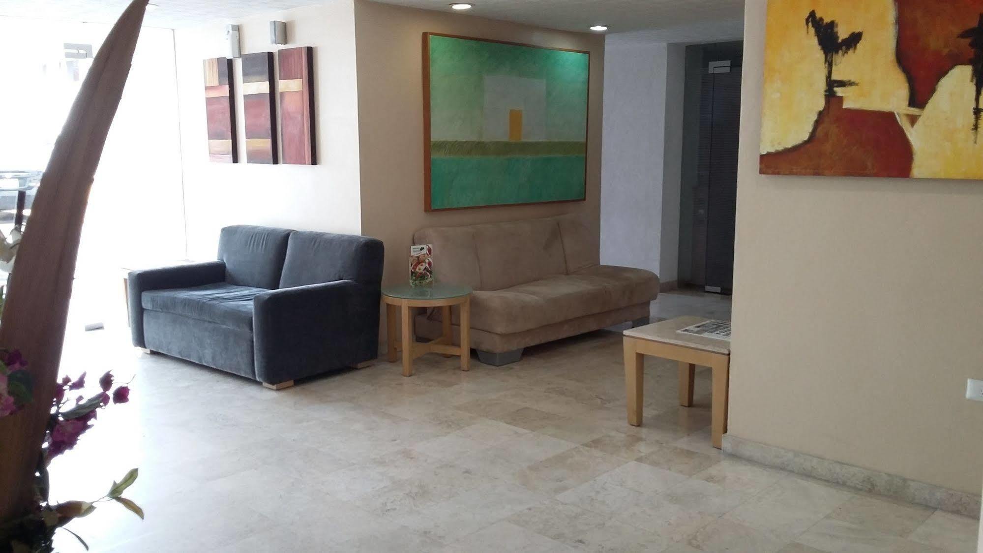 Hotel & Suites Real Del Lago Villahermosa Extérieur photo